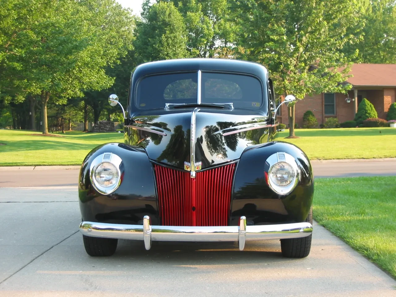 Black and red coupe front view